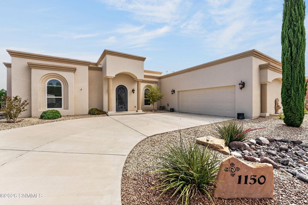 1150 Puerta De Picacho, Las Cruces, NM 88007