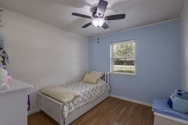 109 Spring Hill Road, Red Oak, TX 75154