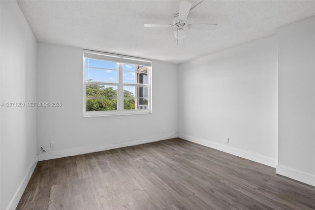 250 Jacaranda Drive 703, Plantation, FL 33324