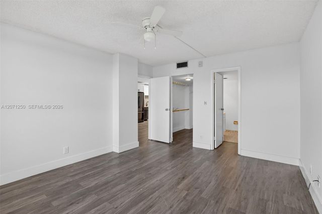 250 Jacaranda Drive 703, Plantation, FL 33324