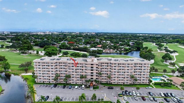 250 Jacaranda Drive 703, Plantation, FL 33324