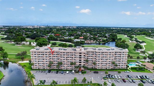 250 Jacaranda Drive 703, Plantation, FL 33324