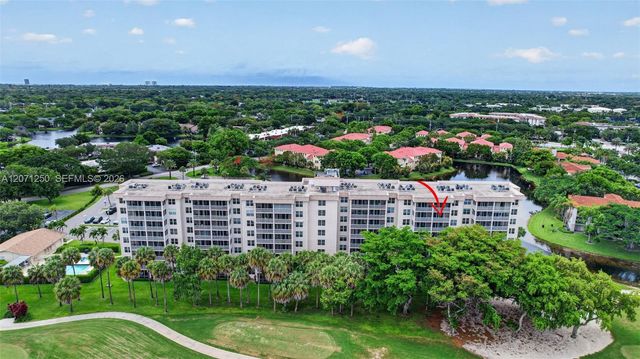 250 Jacaranda Drive 703, Plantation, FL 33324