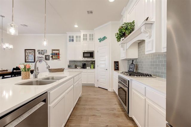 17809 Morning Sky Court, Edmond, OK 73012