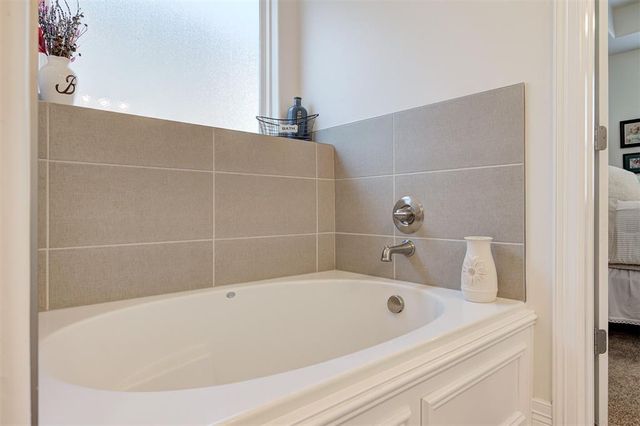 17809 Morning Sky Court, Edmond, OK 73012
