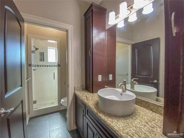 723 Mia Rose Lane, Alamo, TX 78516