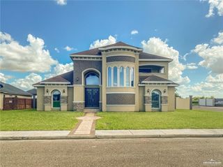 723 Mia Rose Lane, Alamo, TX 78516