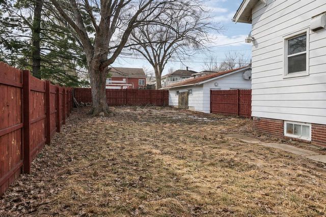 916 Prospect Avenue, Portage, WI 53901