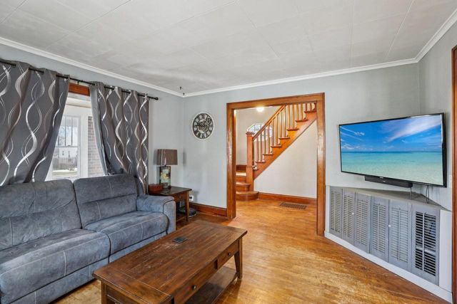 916 Prospect Avenue, Portage, WI 53901