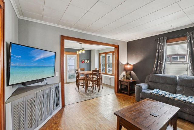 916 Prospect Avenue, Portage, WI 53901