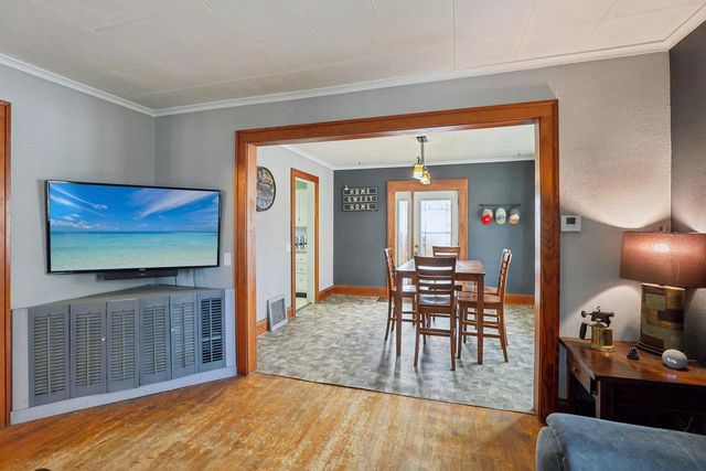 916 Prospect Avenue, Portage, WI 53901