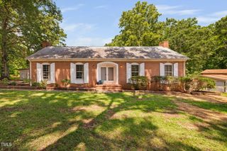 143 Twin Oaks Drive, Durham, NC 27712