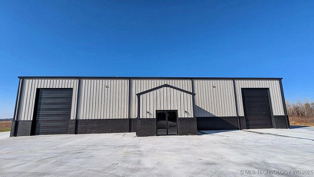 1040 N Moccasin Avenue, Tahlequah, OK 74464