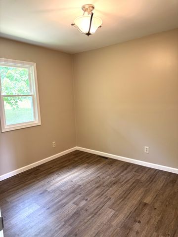 505 Edison St, W, Fayetteville, TN 37334