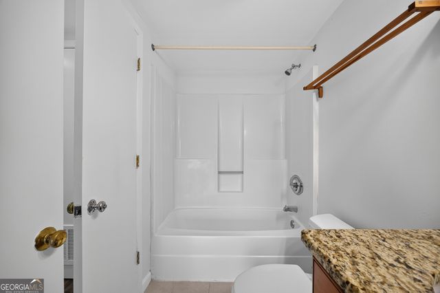 1280 W Peachtree Street NW APT 1710, Atlanta, GA 30309