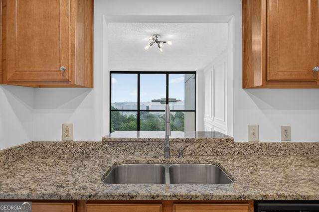 1280 W Peachtree Street NW APT 1710, Atlanta, GA 30309