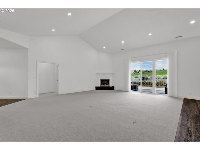 2116 E WILLOW Loop, Florence, OR 97439