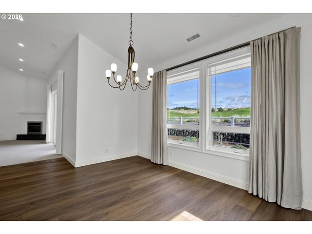 2116 E WILLOW Loop, Florence, OR 97439