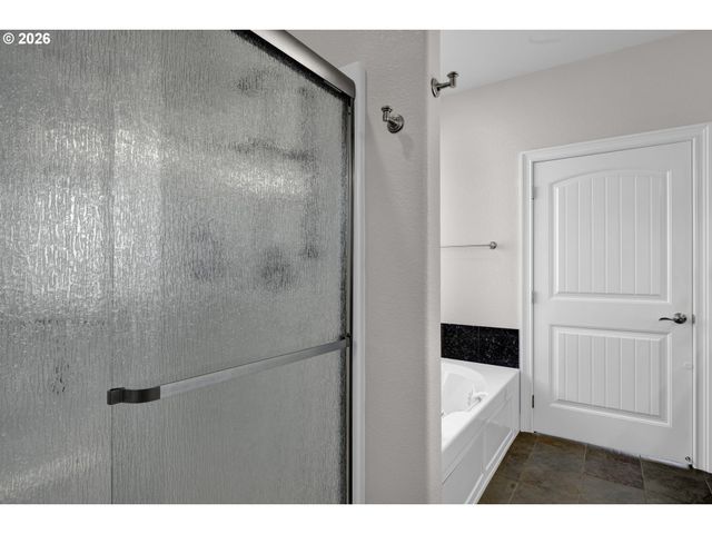 2116 E WILLOW Loop, Florence, OR 97439