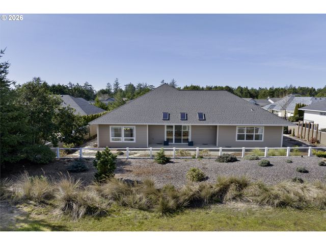 2116 E WILLOW Loop, Florence, OR 97439