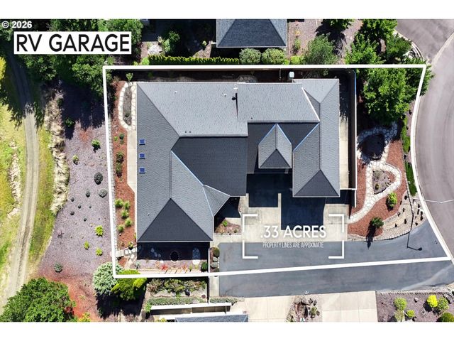 2116 E WILLOW Loop, Florence, OR 97439