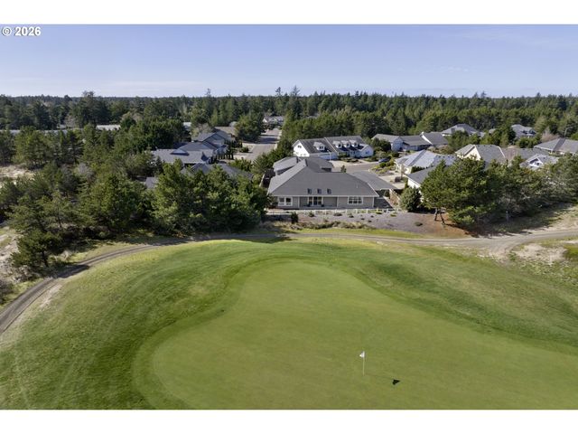 2116 E WILLOW Loop, Florence, OR 97439