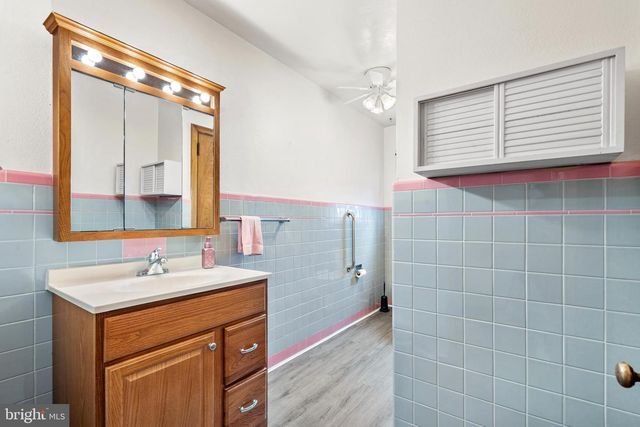 503 HAZEL AVE, Vineland, NJ 08360