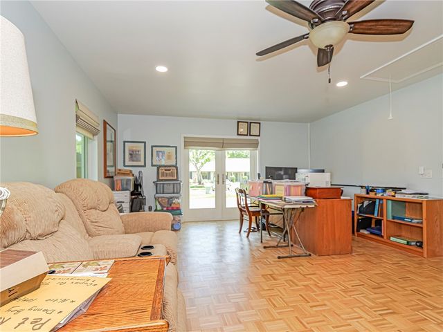 595 45th Court, Vero Beach, FL 32968