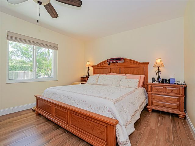 595 45th Court, Vero Beach, FL 32968