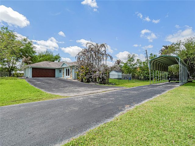 595 45th Court, Vero Beach, FL 32968