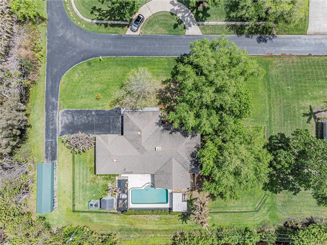 595 45th Court, Vero Beach, FL 32968