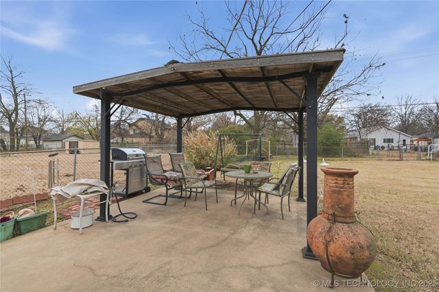 1323 Maple Street, Muskogee, OK 74403