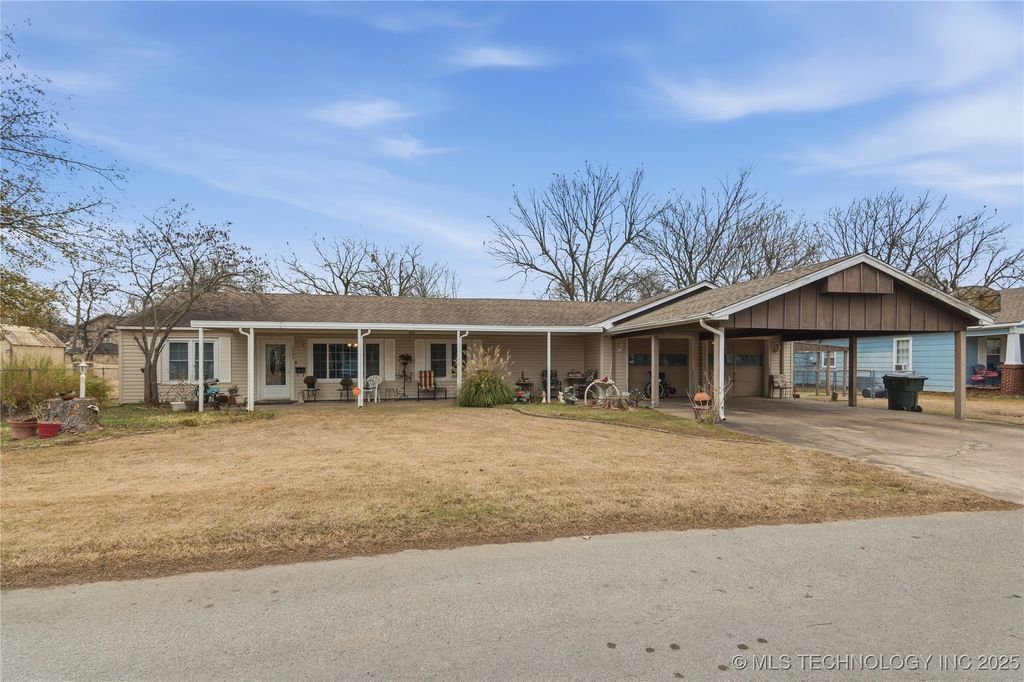 1323 Maple Street, Muskogee, OK 74403