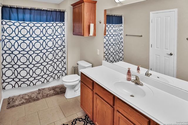 3002 Fall Way, San Antonio, TX 78247