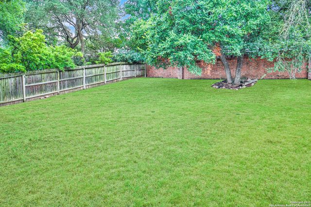 3002 Fall Way, San Antonio, TX 78247