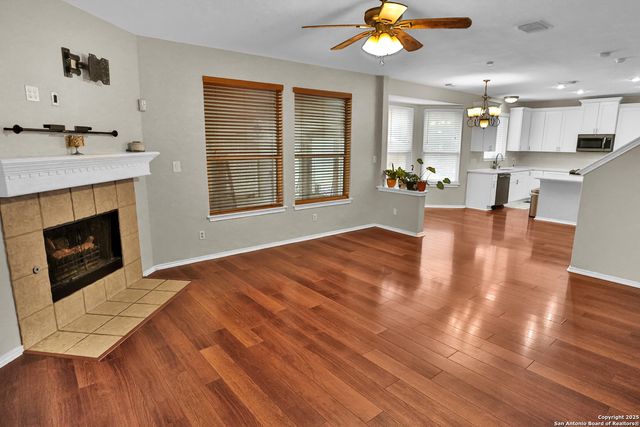 3002 Fall Way, San Antonio, TX 78247