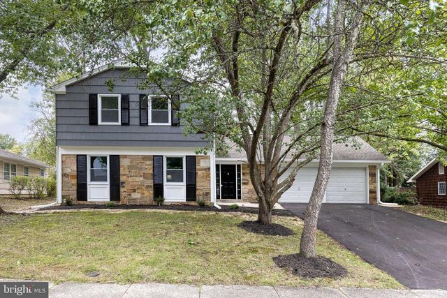 1721 TIPTON DR, Crofton, MD 21114
