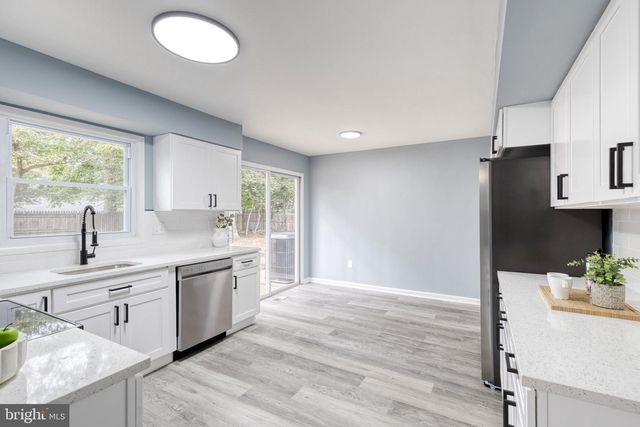 1721 TIPTON DR, Crofton, MD 21114