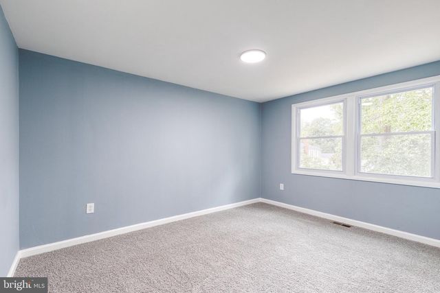 1721 TIPTON DR, Crofton, MD 21114