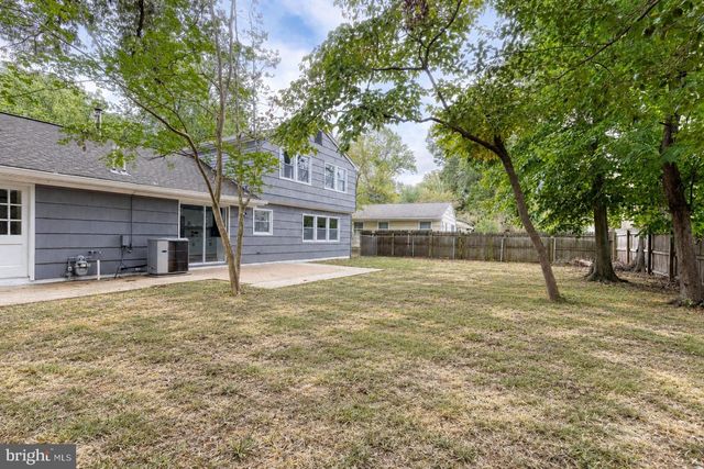 1721 TIPTON DR, Crofton, MD 21114