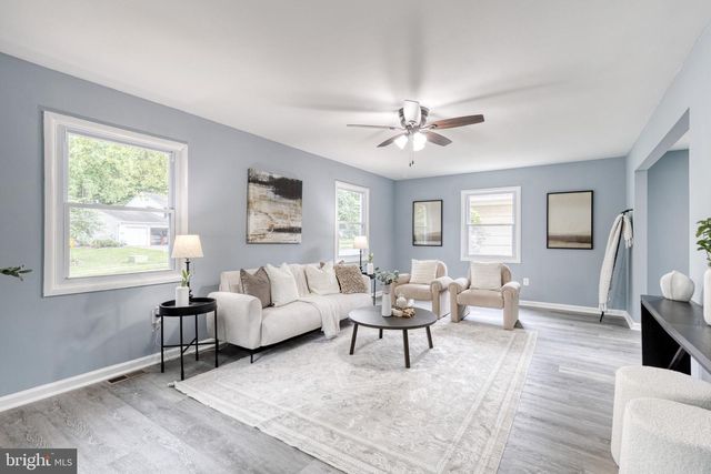 1721 TIPTON DR, Crofton, MD 21114