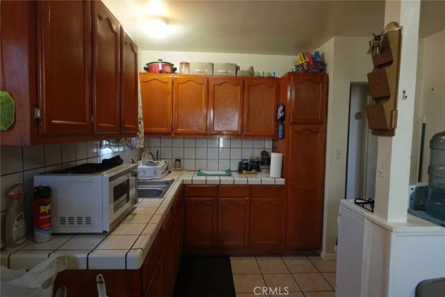 533 W Almond Street, Compton, CA 90220