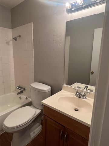 4412 Avenue A 205, Austin, TX 78751