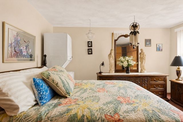 124 Pacella Park Dr. 124, Randolph, MA 02368
