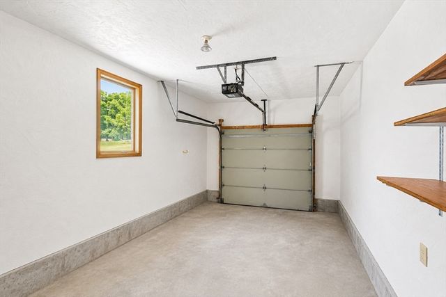 124 Pacella Park Dr. 124, Randolph, MA 02368