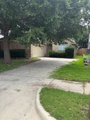 5012 Woodmeadow Drive, Fort Worth, TX 76135