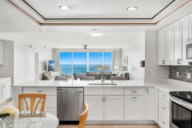 1177 N Highway A1a 202, Indialantic, FL 32903
