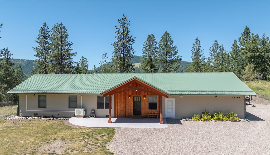 Image 2 of property listing at 41166 Canyon View Drive, Polson, MT 59860