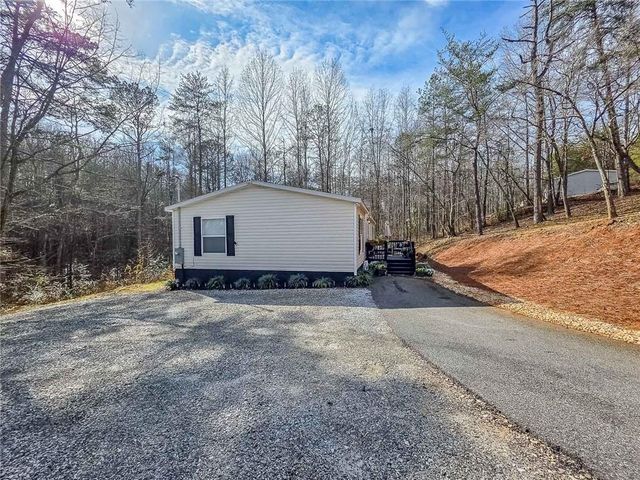 234 Pine Tree Lane, Dahlonega, GA 30533