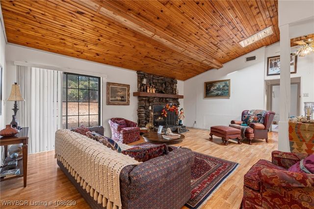 10249 Lancaster Road, Rudy, AR 72952